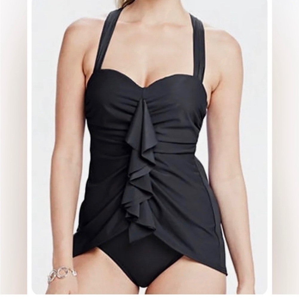 ⭐️⭐️Lands End One Piece Swimsuit Black Slimmimg Womens Size 12 Ruffle Skirt